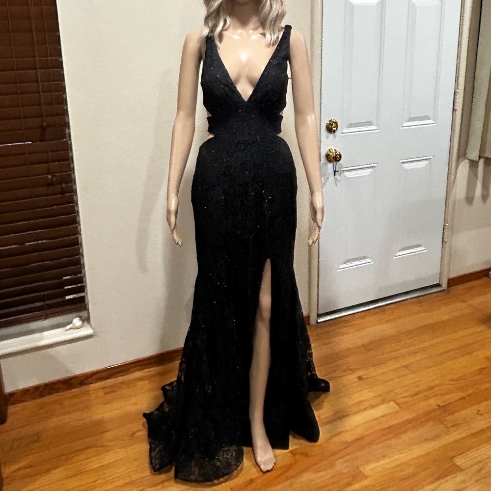 Chic Black Backless Glitter Lace Plunging Trumpet Evening Dress